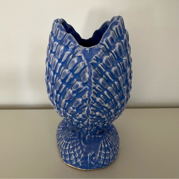 Anthropologie Vintage Hollywood Regency Coastal Shell Vase Cachepot Blue Glaze - Picture 3 of 8